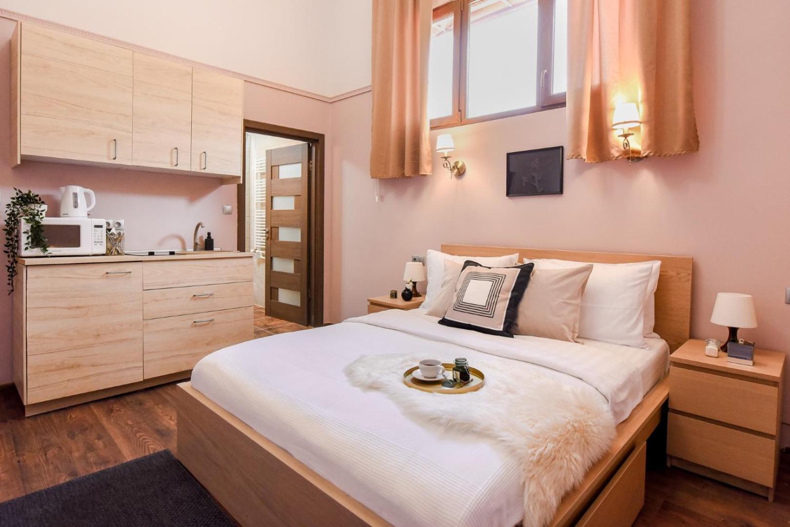Historic Charm, Modern Comfort - Accommodation In The Heart Of The Old Town Bukurešť Exteriér fotografie