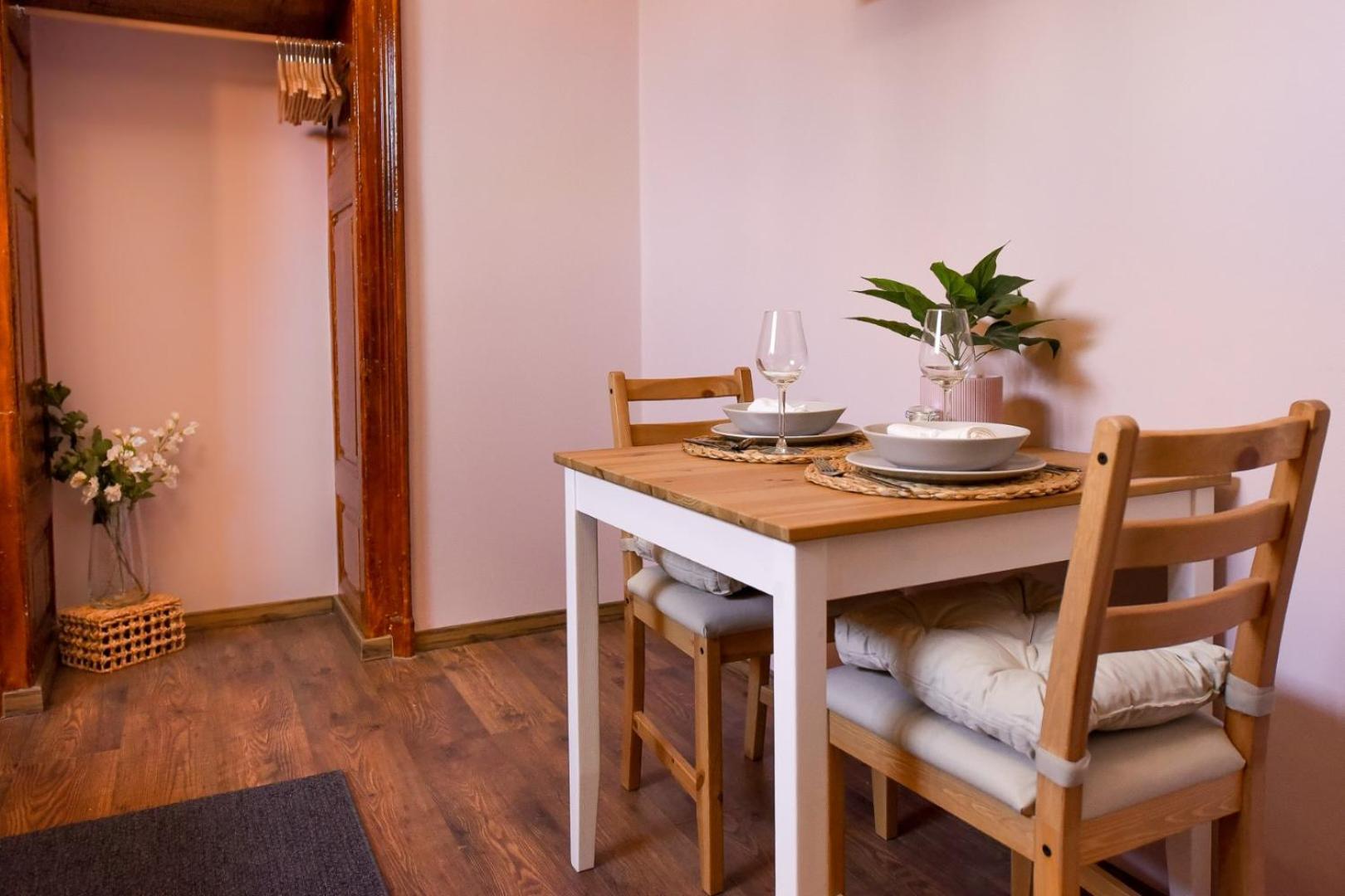 Historic Charm, Modern Comfort - Accommodation In The Heart Of The Old Town Bukurešť Pokoj fotografie