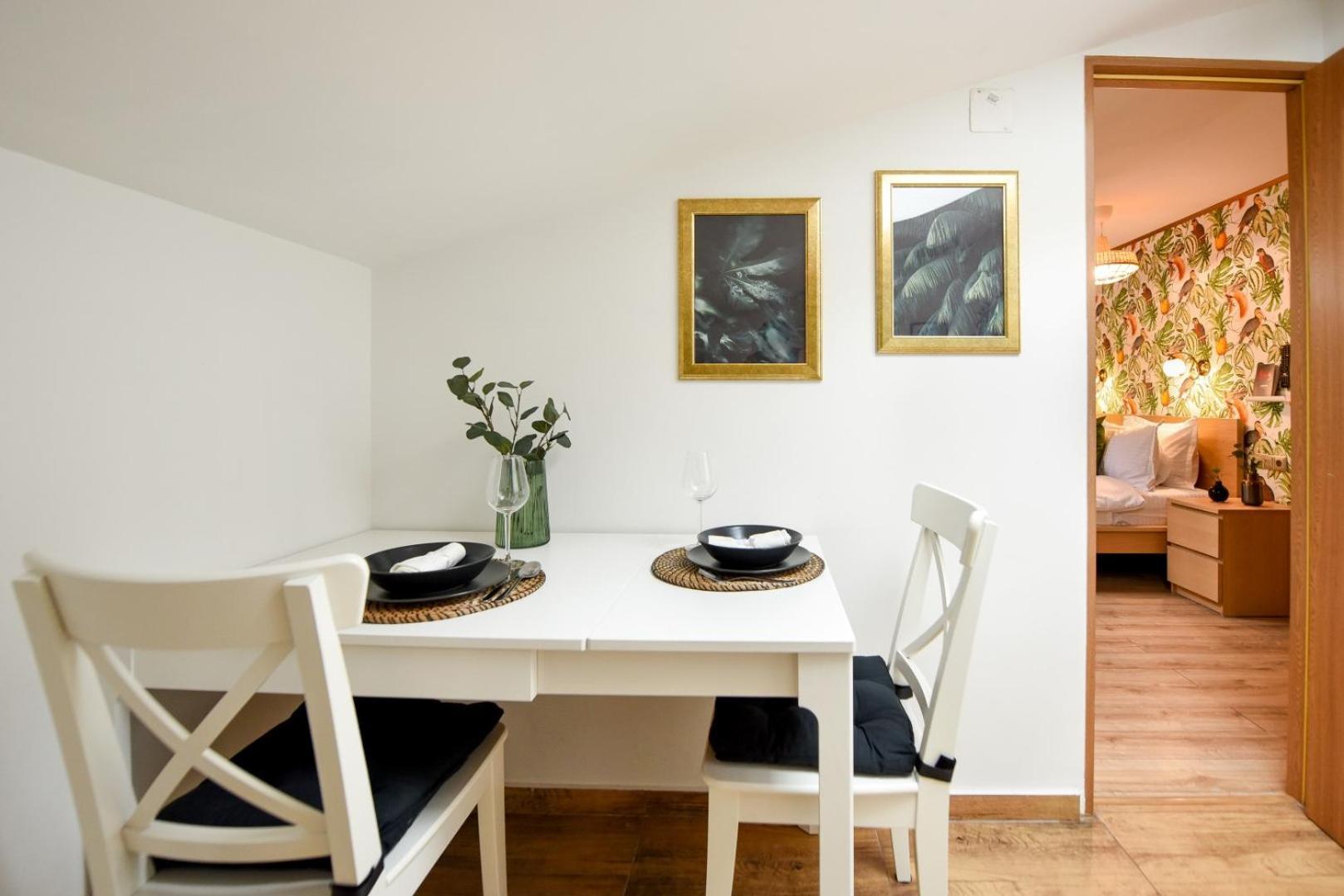 Historic Charm, Modern Comfort - Accommodation In The Heart Of The Old Town Bukurešť Pokoj fotografie
